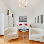 Gasthuis Chiado 44 4*