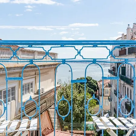 Chiado 44 4* Lissabon